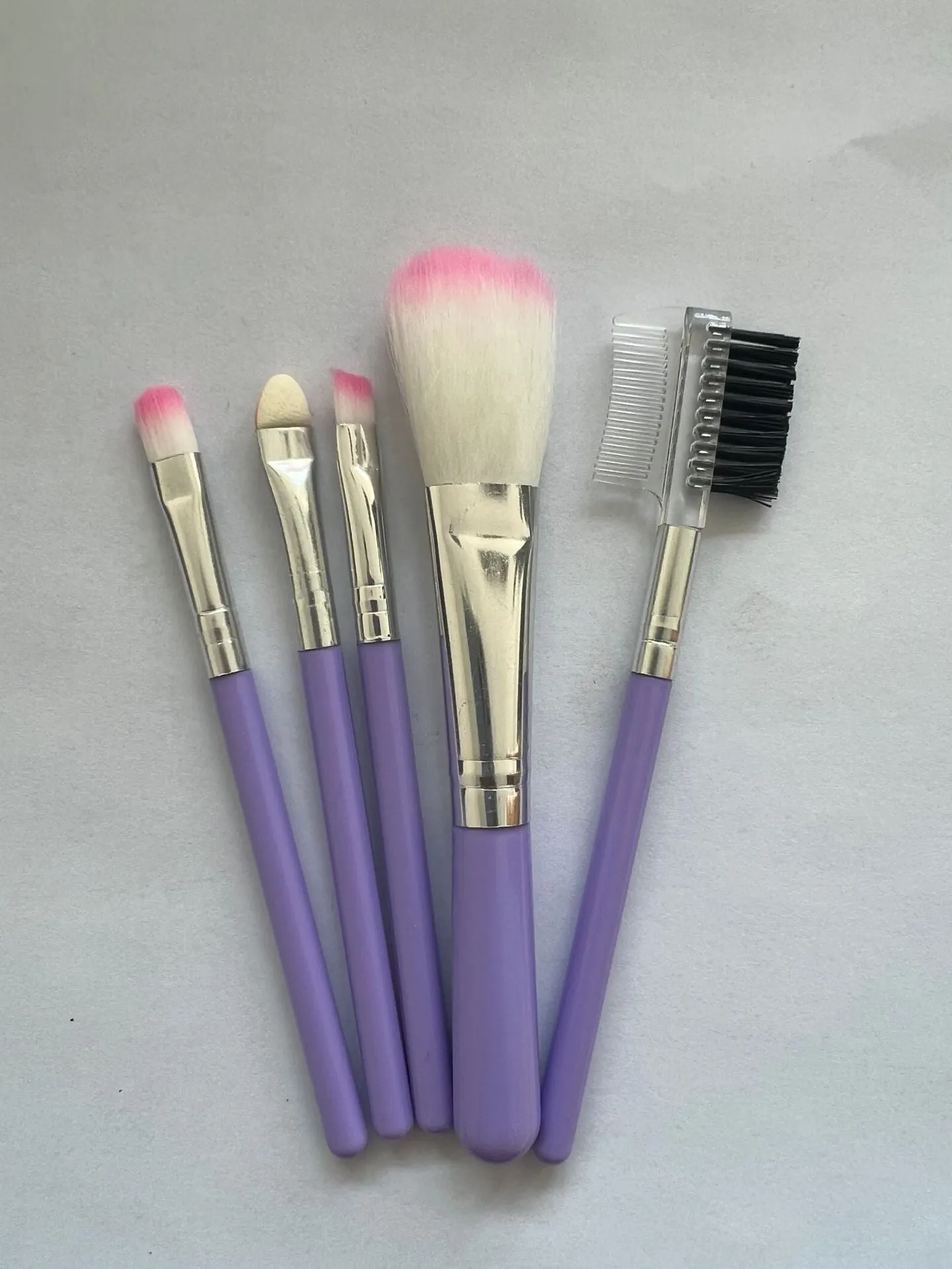 5 makeup brush set, pink and black eye shadow brush, lip brush, blush brush, eyelash brush, makeup brush