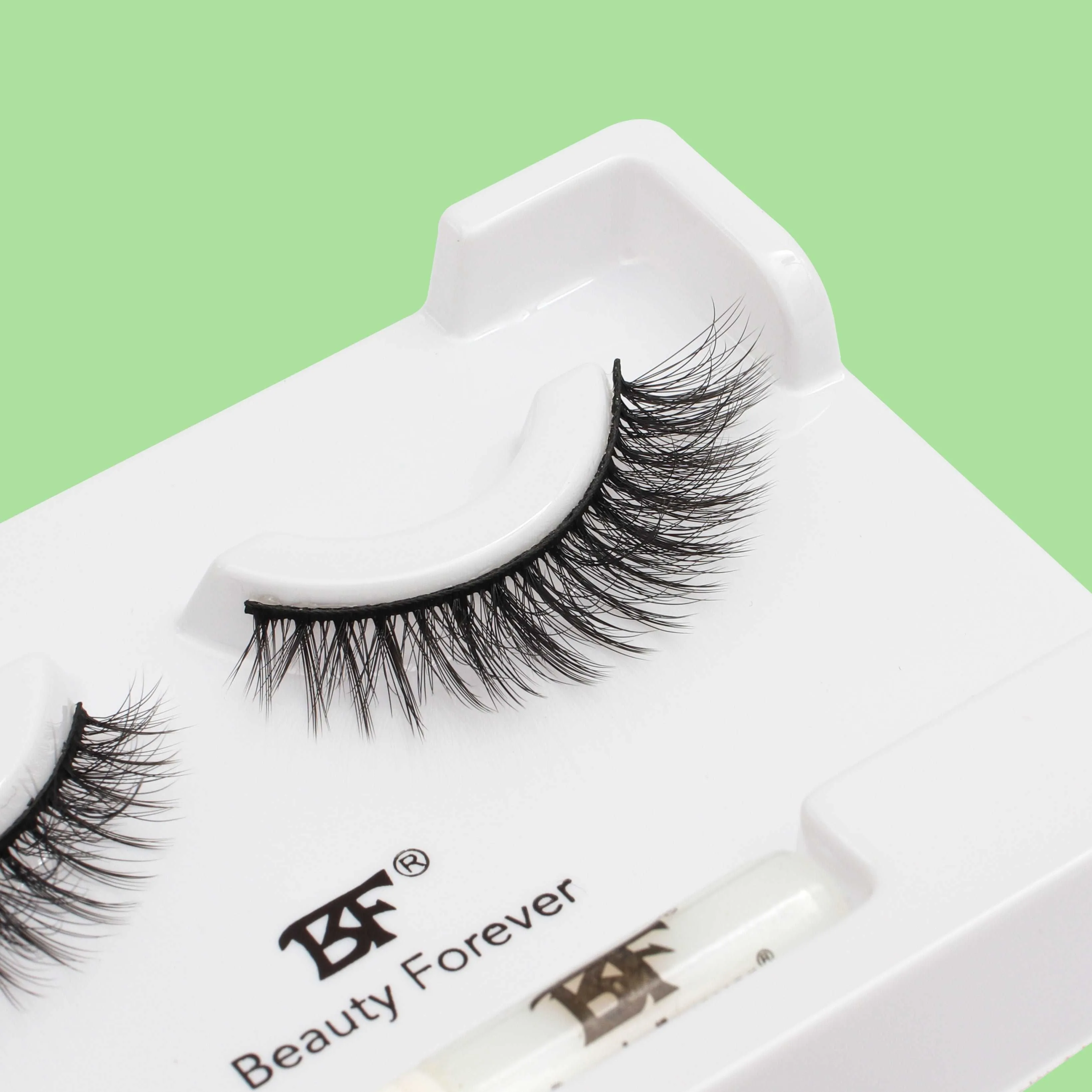 Faux Silken 3D Eyelashes- Crazy Croydon Effect #913 (Fluttery Elongated Effect)