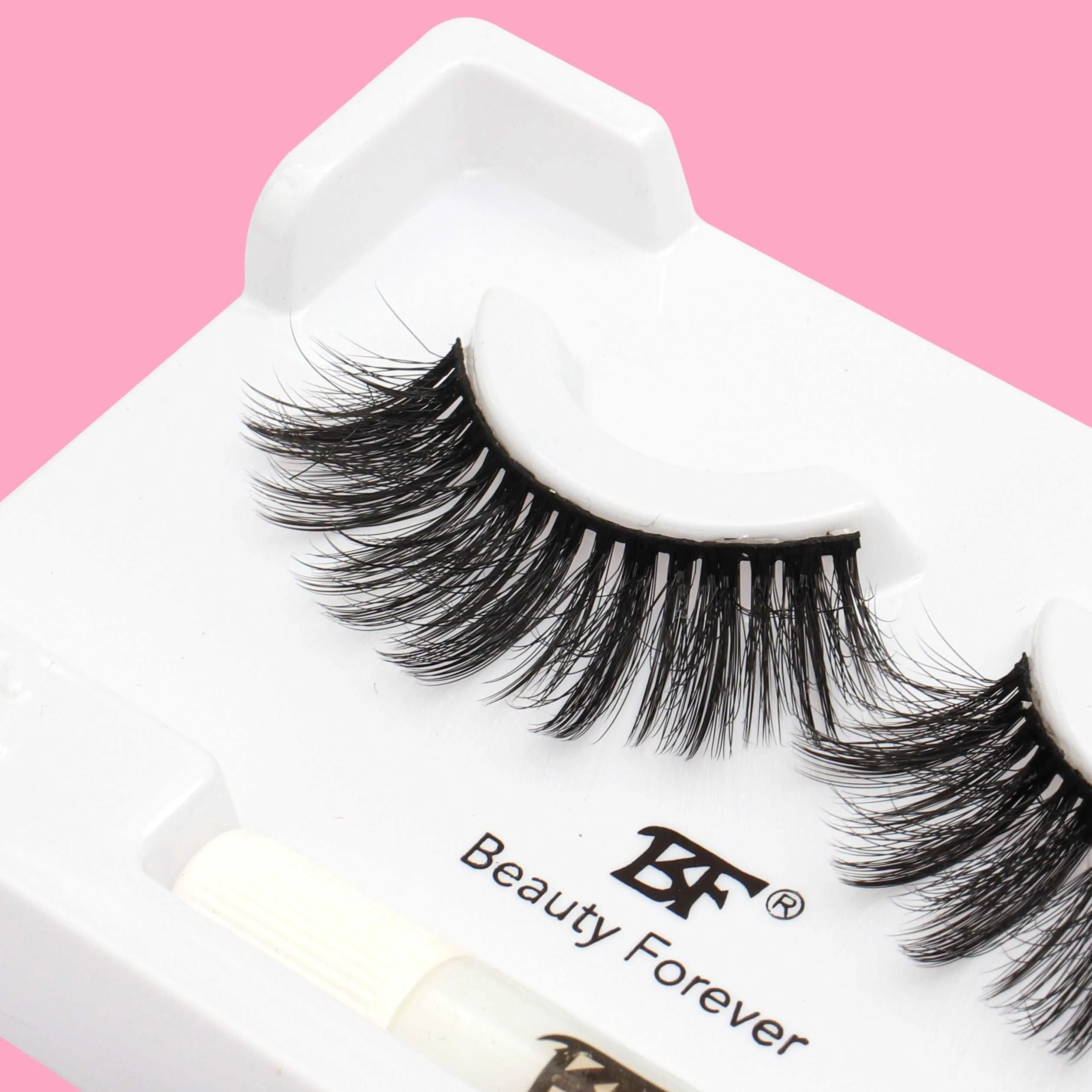 Luxe Silk Fibre 3D Eyelashes Live Romford No. 923 Fluttery and wispy