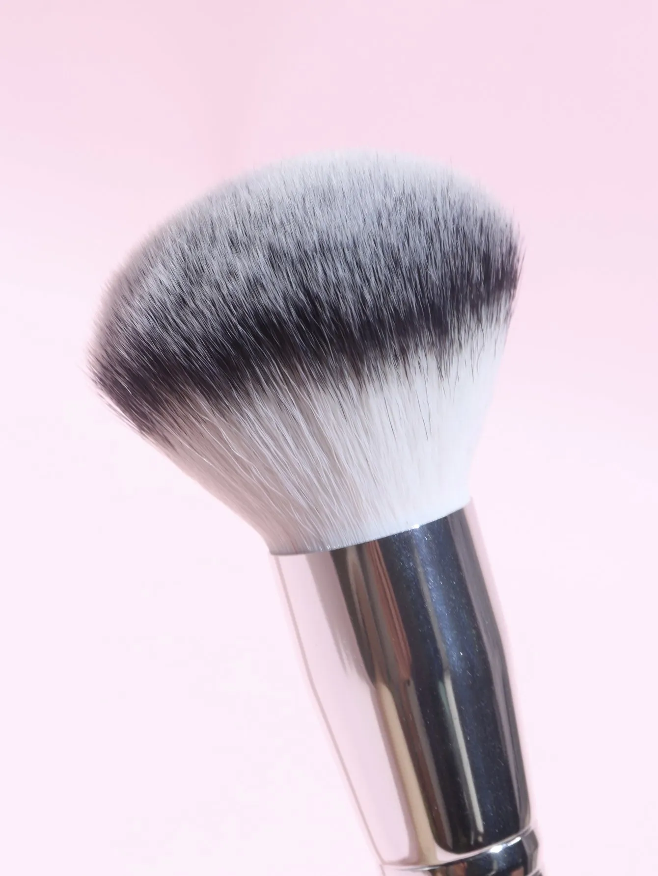 One Large Size Blush Brush Powder Brush Fluffy Multifunctional Makeup Brush Portable Professional Beauty Tool Manicure Powder Brush Blush Brush.